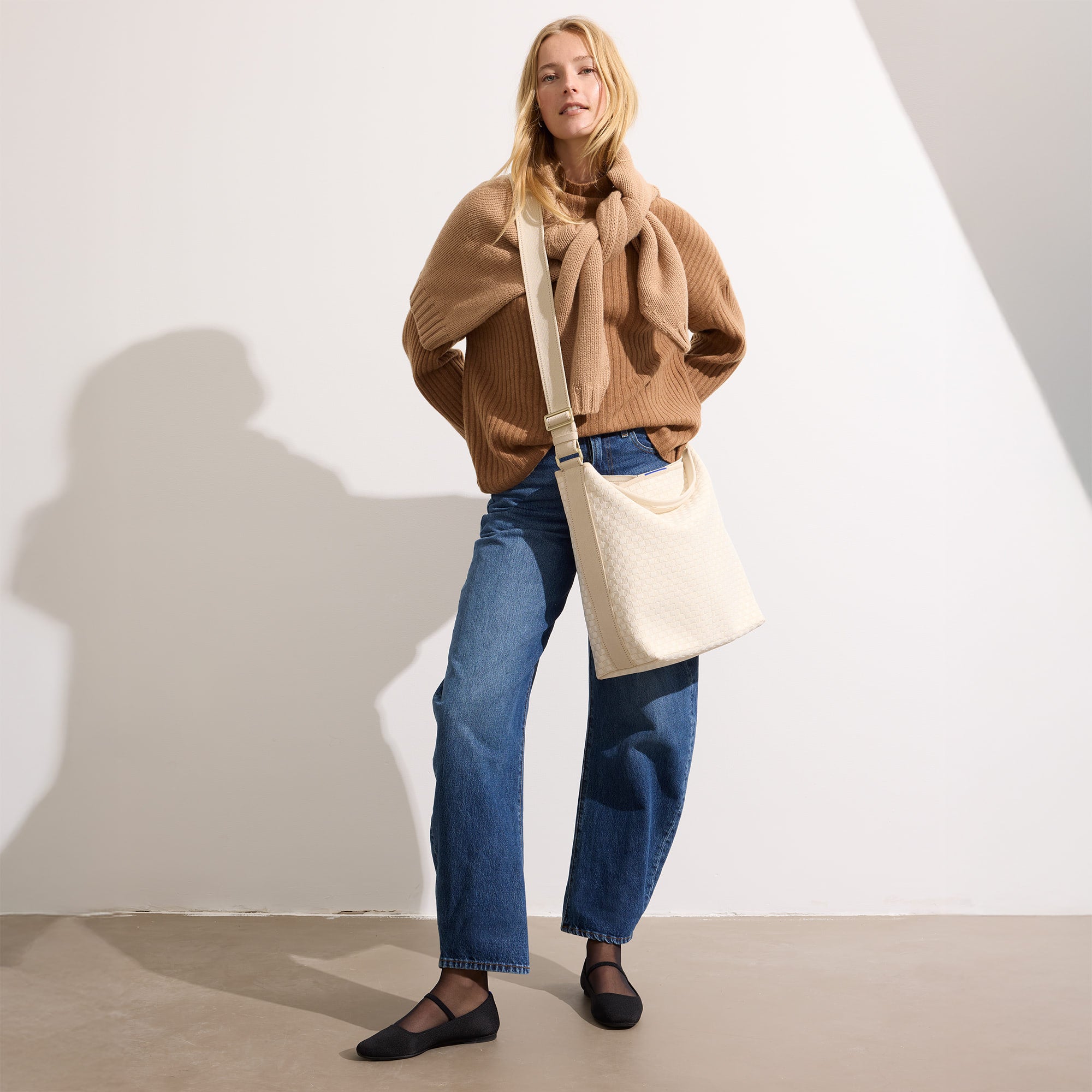 The Bucket Bag - White Sand - Image 4